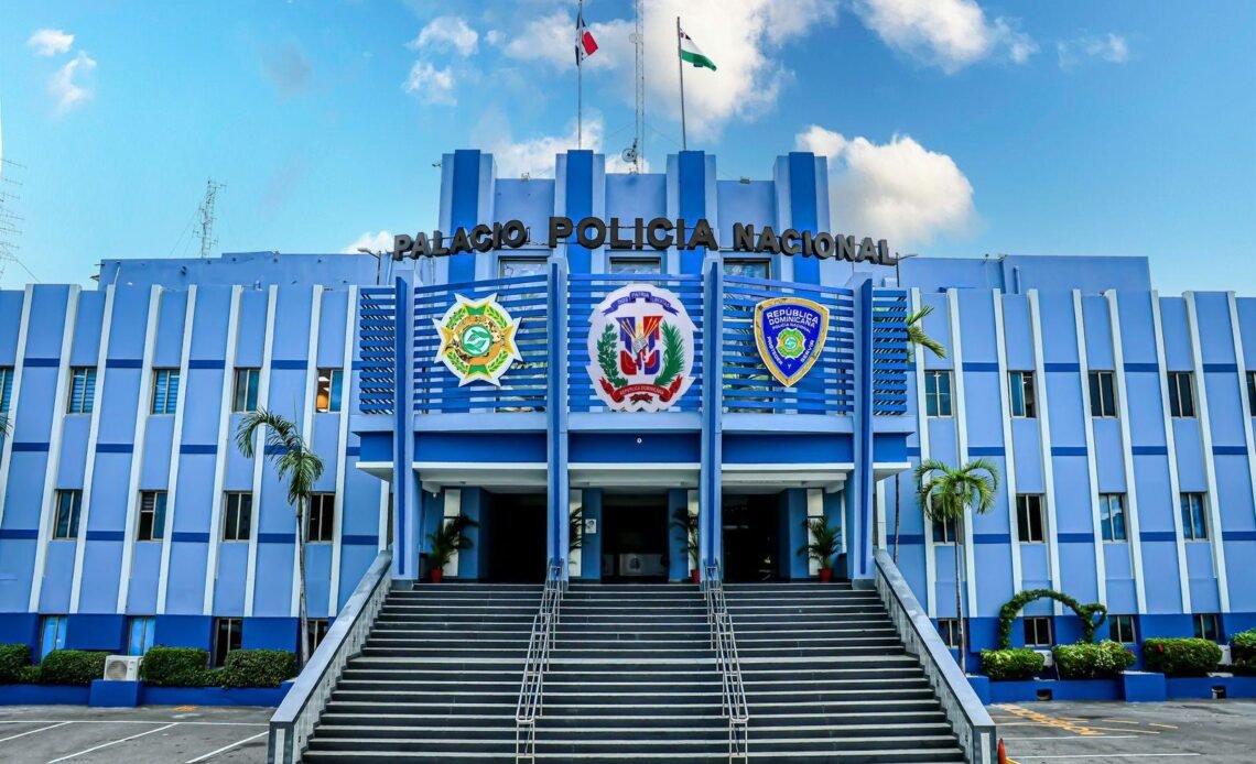 Operativos en Mary López dejan dos detenidos y más de 490 porciones de drogas ocupadas